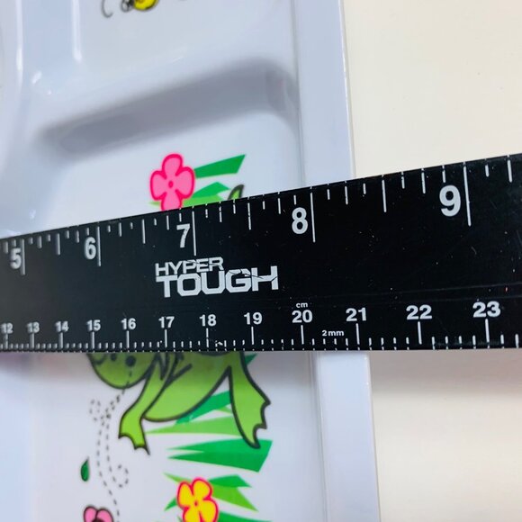 Toddler Set Of 2 Childrens Melamine Dinner Plates 4 Compartment Frog Bugs VTG - Picture 7 of 10